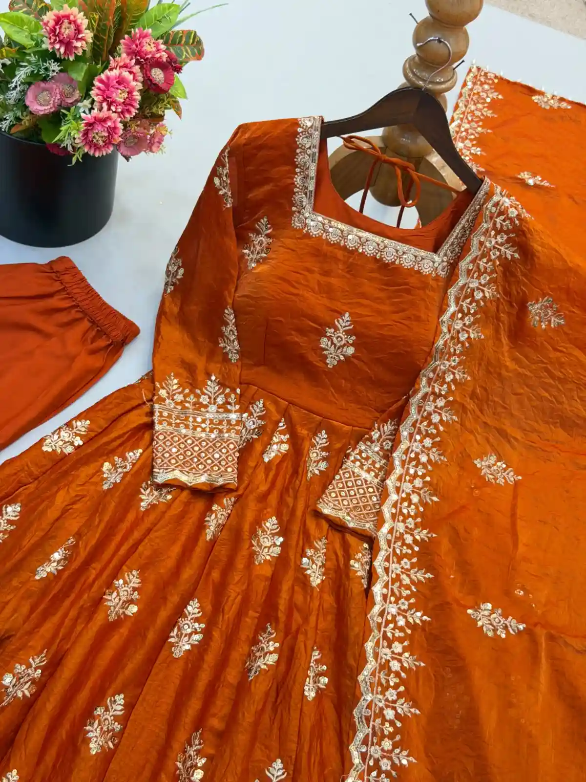 Designer Gown ( DTG04)