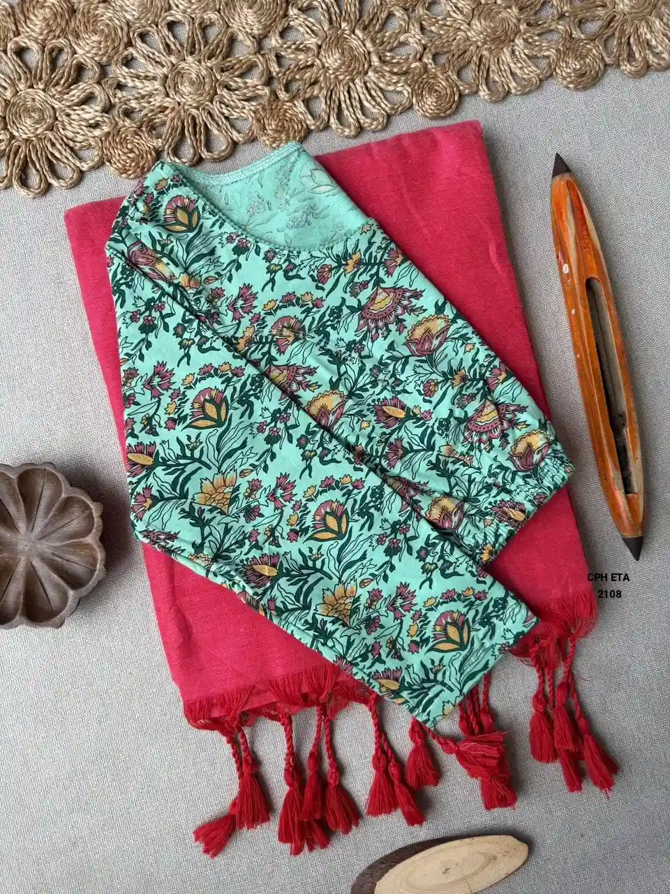 Handloom Khadi  COTTON Saree with BLOUSE (SB24)