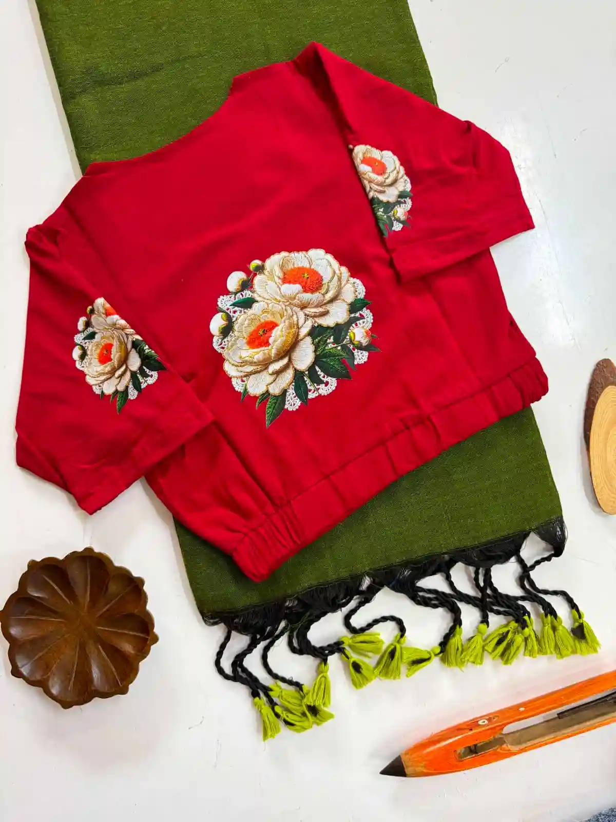 Handloom Khadi  COTTON Saree with BLOUSE (SB14)