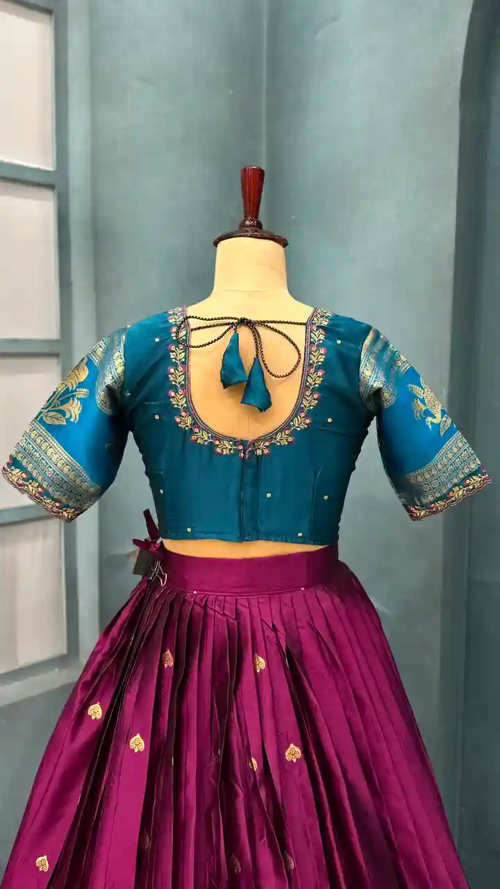 Full stiched Kanjivaram silk Lehanga (L002)