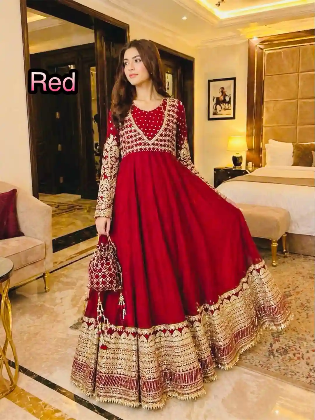 Trending Designer Gown (TDS04)