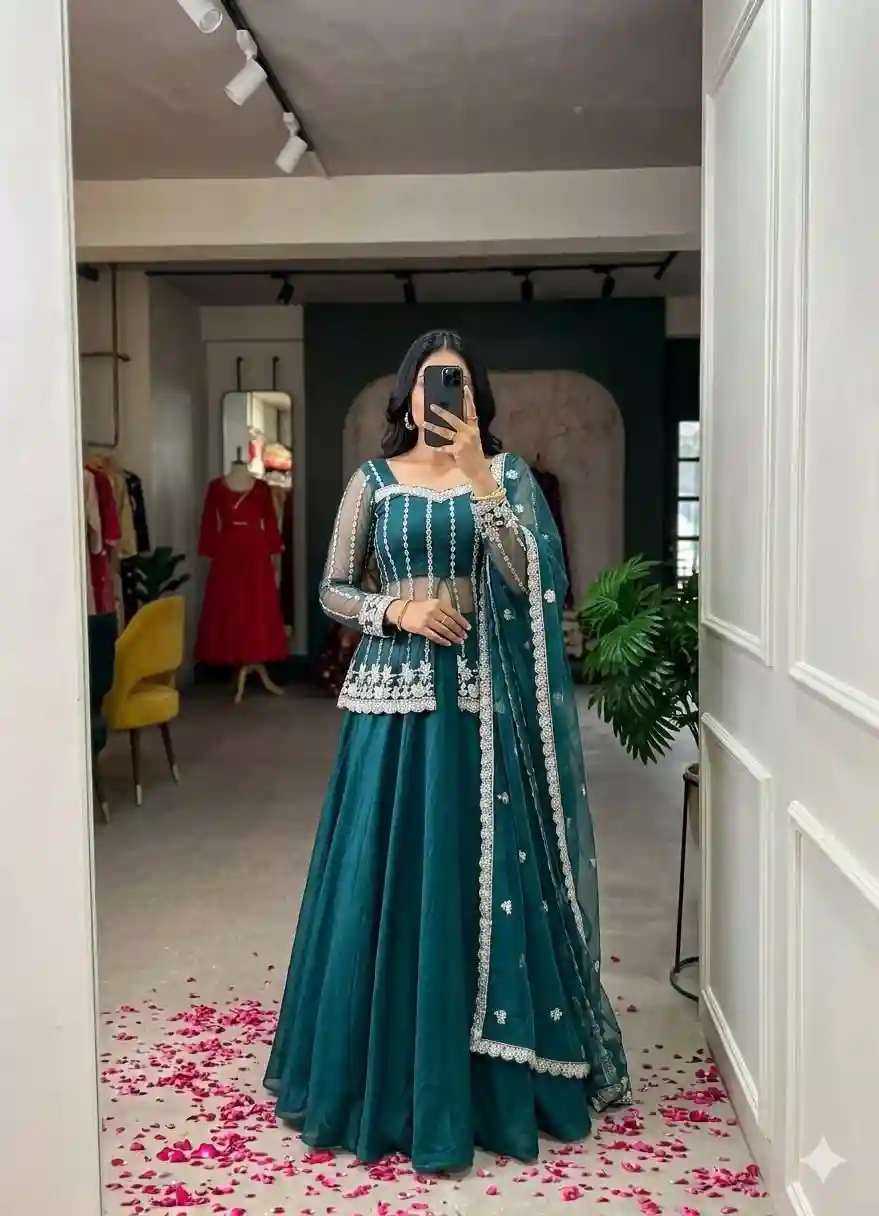 Exquisite Lehenga Set (ELS08)