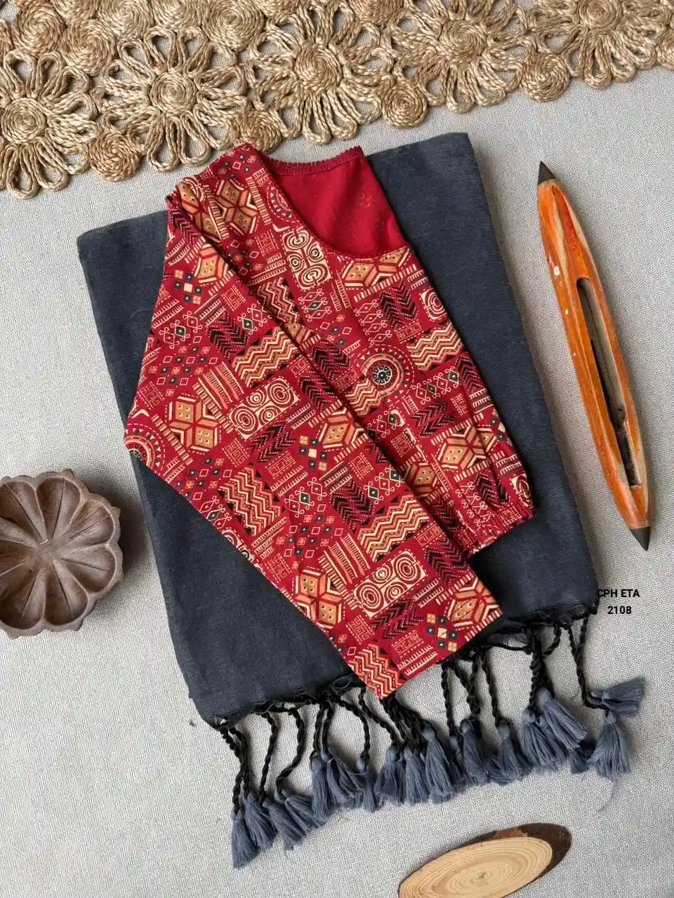 Handloom Khadi  COTTON Saree with BLOUSE (SB25)