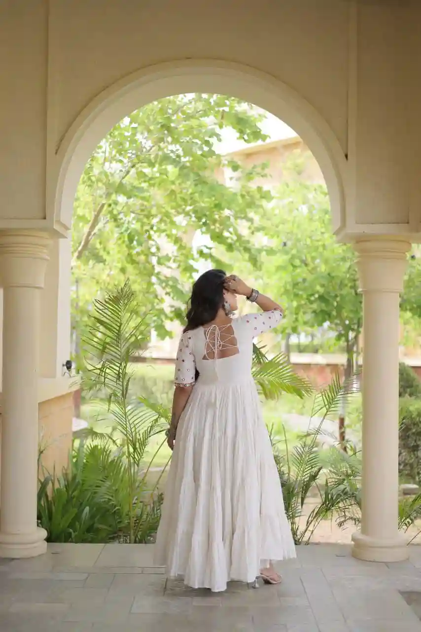ANARKALI GOWNS (AG02)