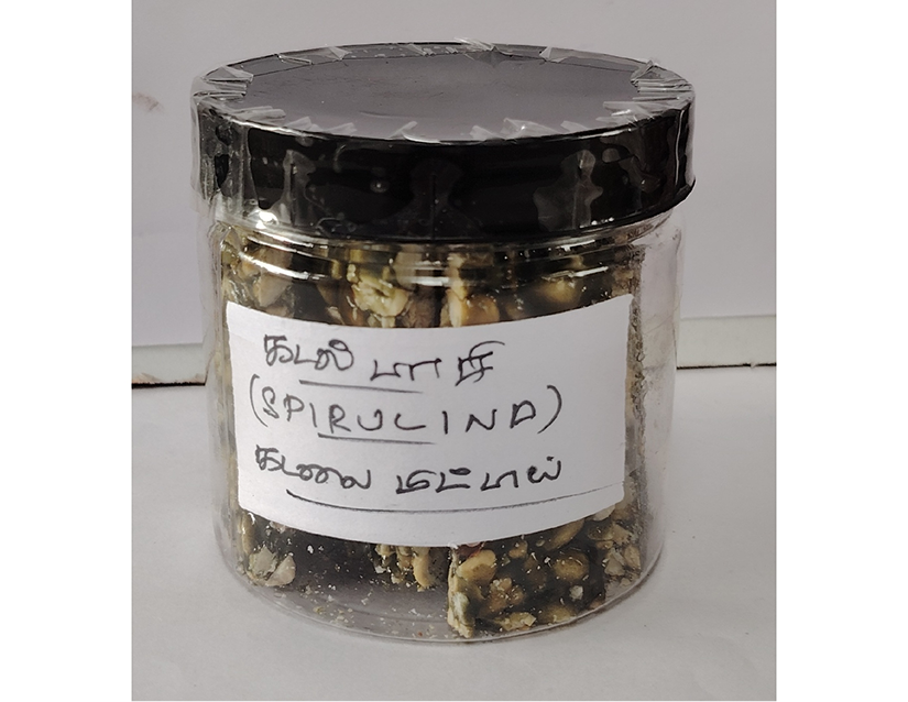 Spirulina peanut candy