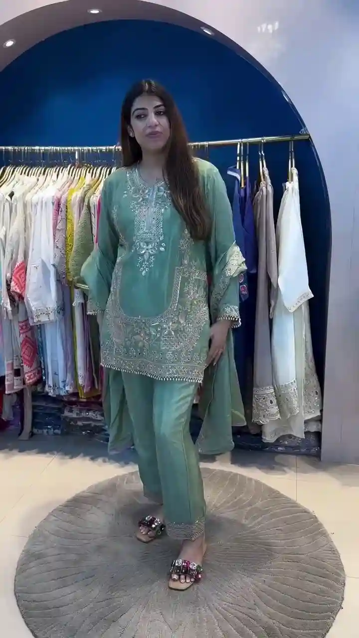 HEAVY EMBROIDERY WORK TOP PANT WITH DUPATTA SET AC-7067