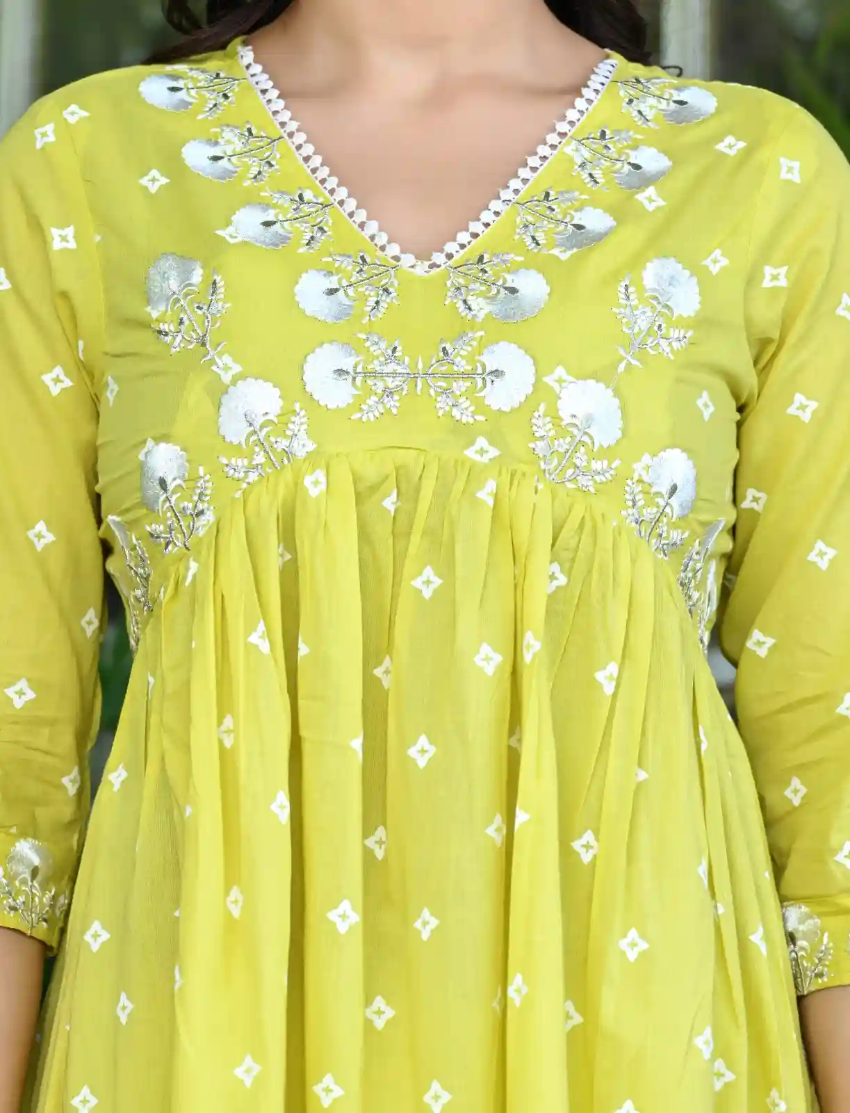 Alia  Cut 3pc set